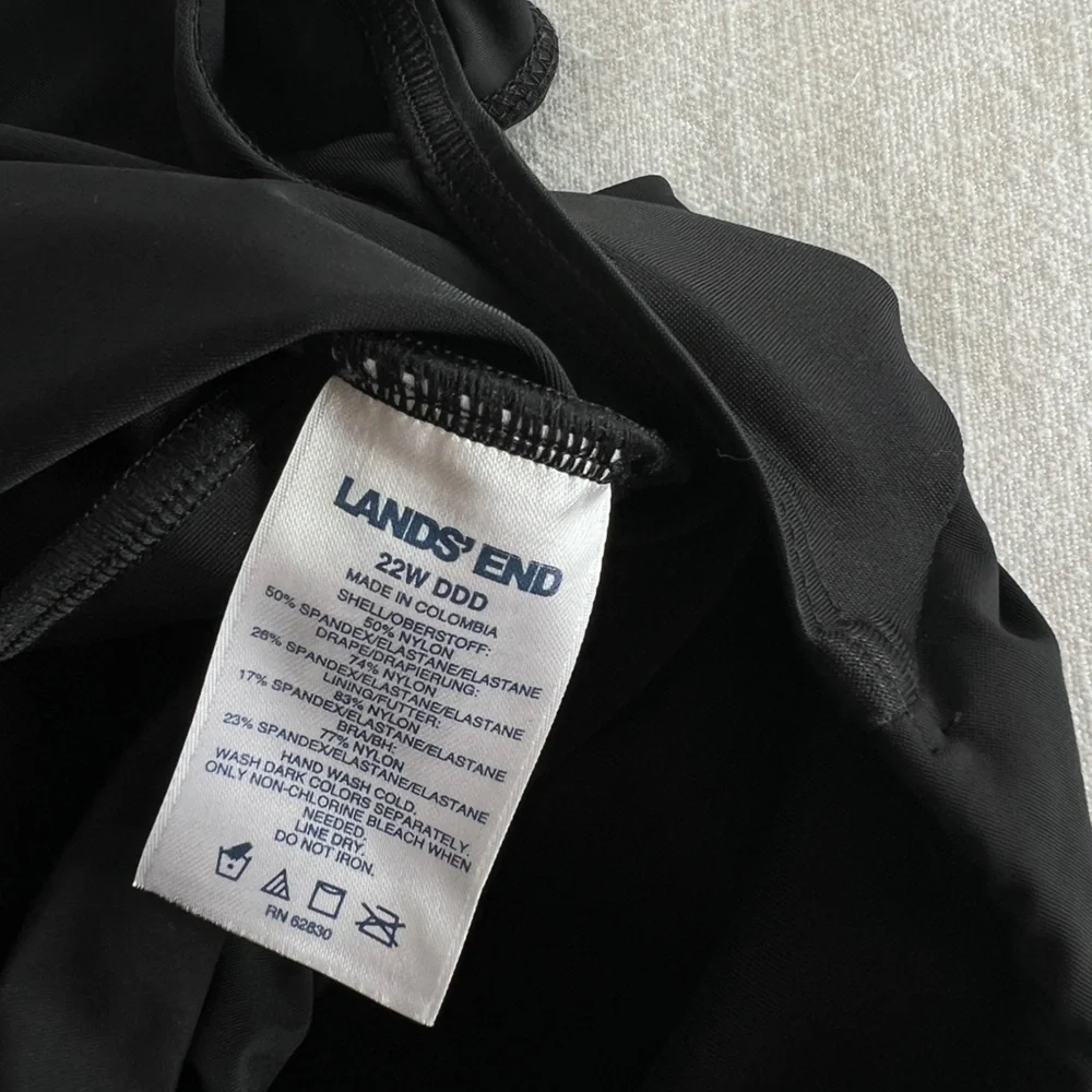 Lands End Women Plus Size SlenderSuit Tummy Control 22w Skirt One Piece Swimsuit - Picture 9 of 12